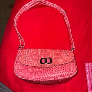 Elegant Pink Crocodile Pattern Women's Bag
